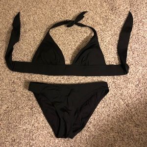 Victoria’s Secret bikini